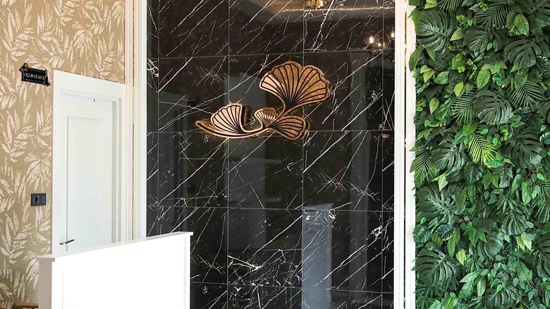 Pearl Salon
